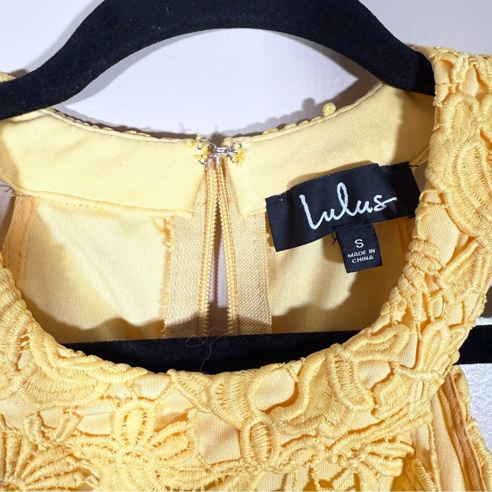 Lulus Lover’s Game Lace Halter Skater Mini Dress Light Yellow Size Small - Picture 5 of 9